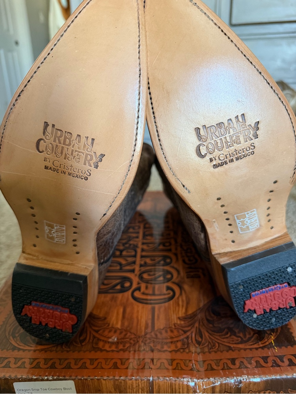 Brown Textured Leather Western Cowboy Boots for Men - Picture 4 of 4